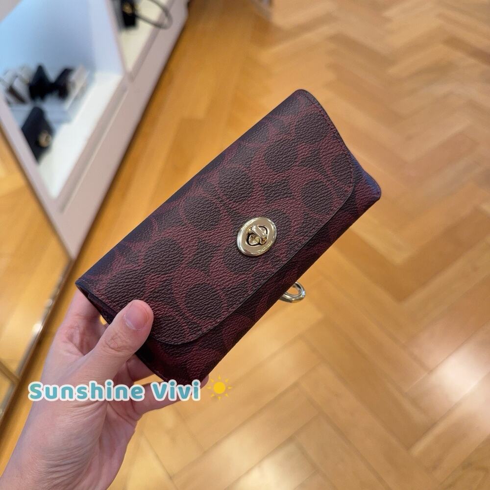 NWT Coach Sunglass Case CZ207 Signature Canvas & Smooth Leather IM/BLACK CURRANT